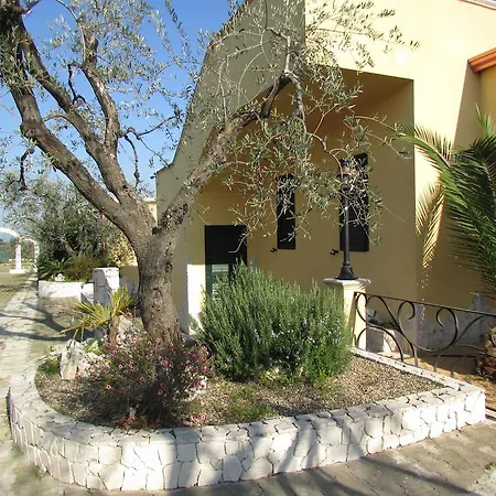 Villa Terra Nostra-2